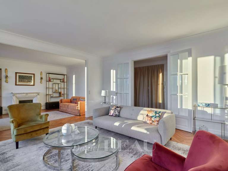 Appartement Paris 6e - 3 chambres - 166m²