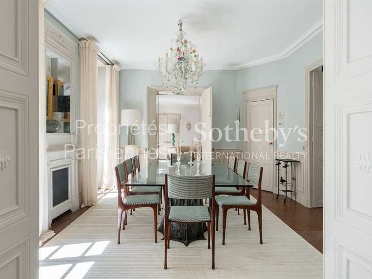 Appartement Paris 6e - 5 chambres - 208m²