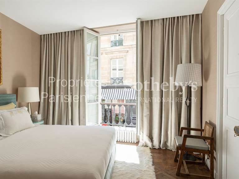 Appartement Paris 6e - 5 chambres - 208m²