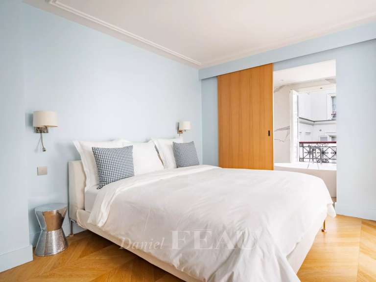 Appartement Paris 6e - 3 chambres - 233m²