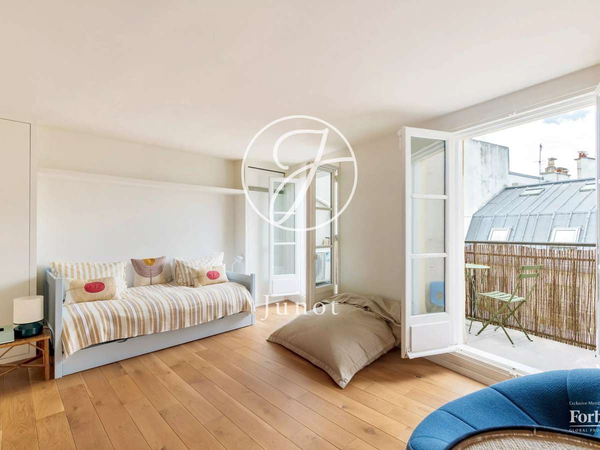 Apartment Paris 6e