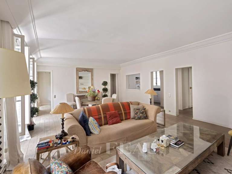 Appartement Paris 6e - 2 chambres - 122m²