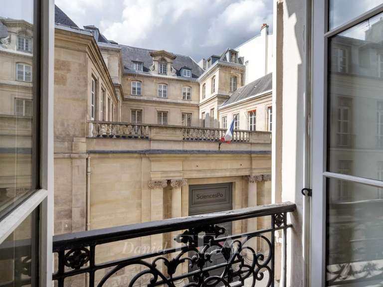 Appartement Paris 6e - 2 chambres - 122m²