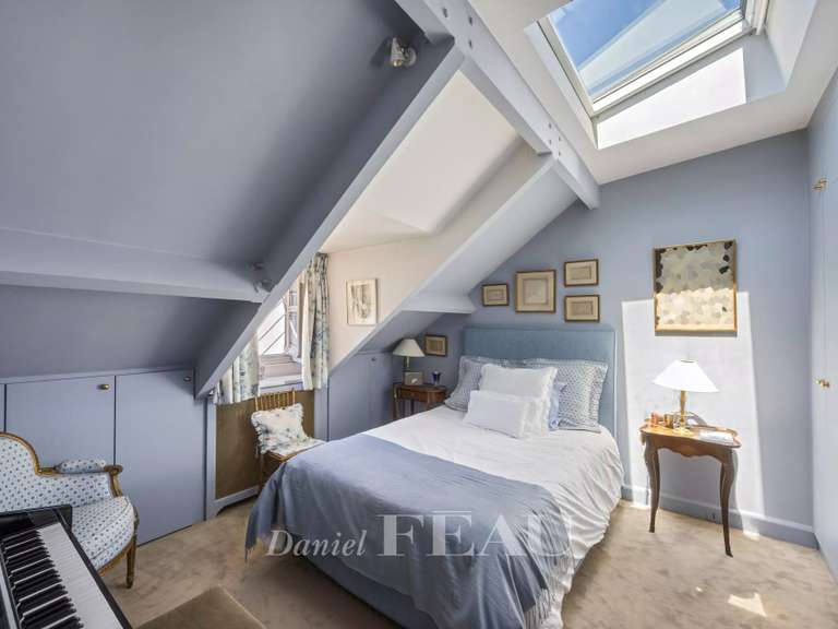 Appartement Paris 6e - 4 chambres - 157m²