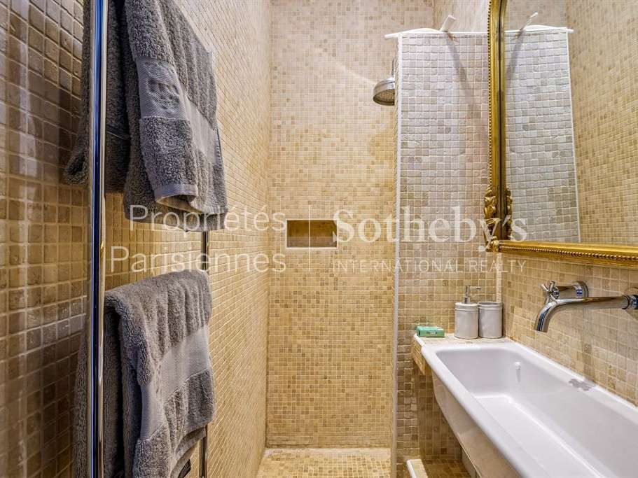 Apartment Paris 6e