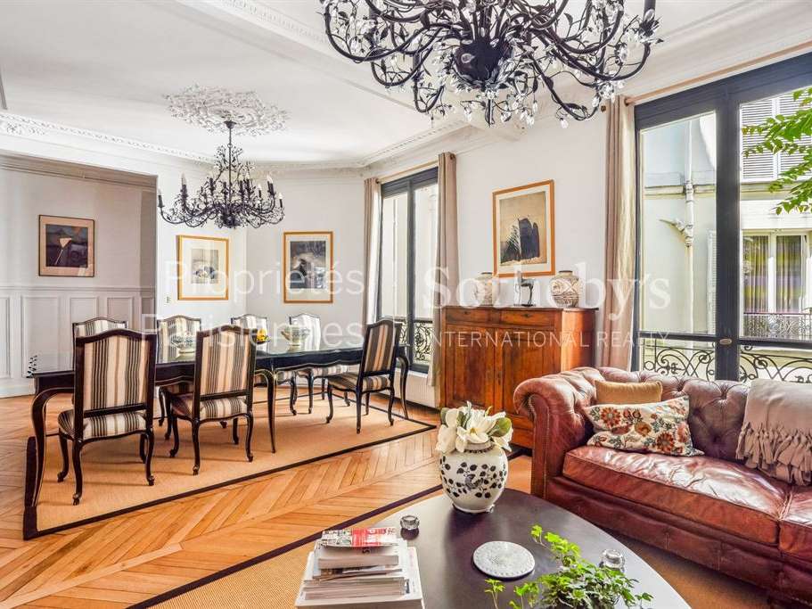 Apartment Paris 6e