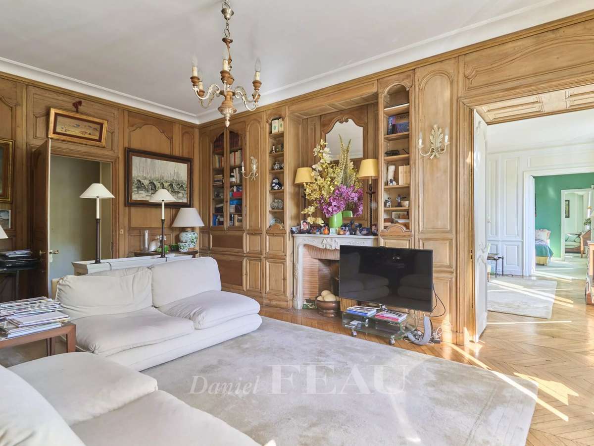 Apartment Paris 6e