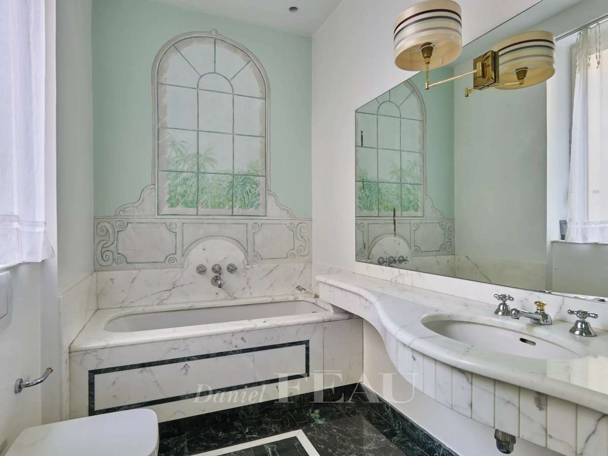 Apartment Paris 6e