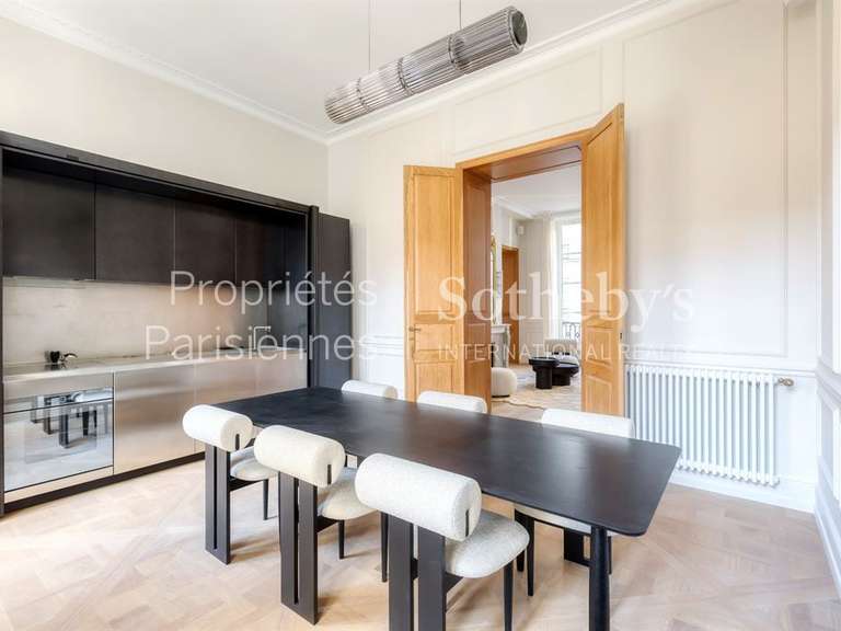 Appartement Paris 6e - 2 chambres - 181m²