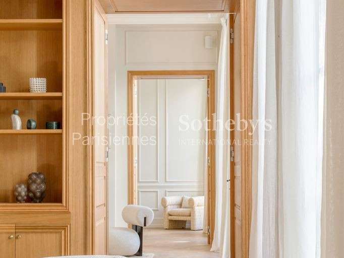 Appartement Paris 6e - 2 chambres - 181m²
