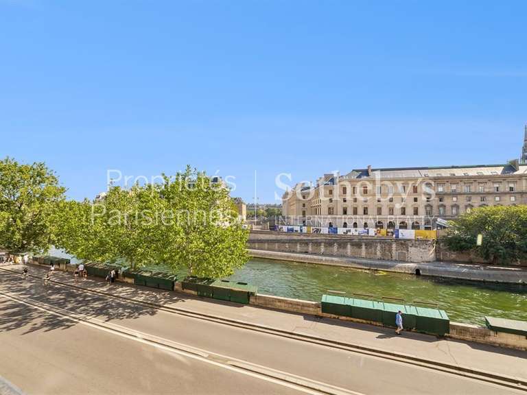 Appartement Paris 6e - 2 chambres - 81m²