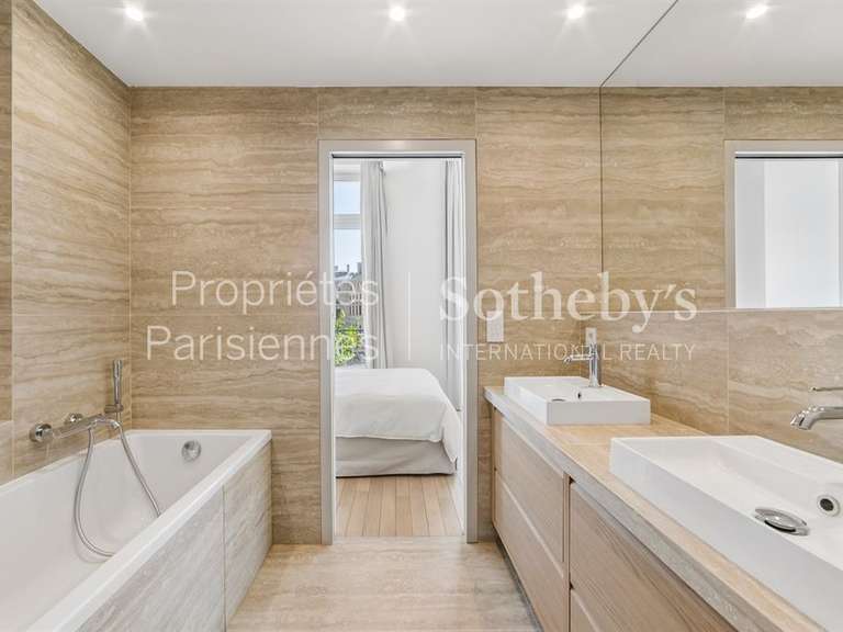 Appartement Paris 6e - 2 chambres - 81m²