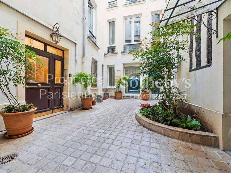 Appartement Paris 6e - 2 chambres - 81m²