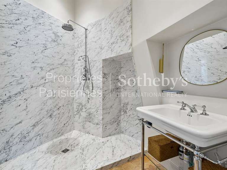 Apartment Paris 6e - 2 bedrooms - 145m²