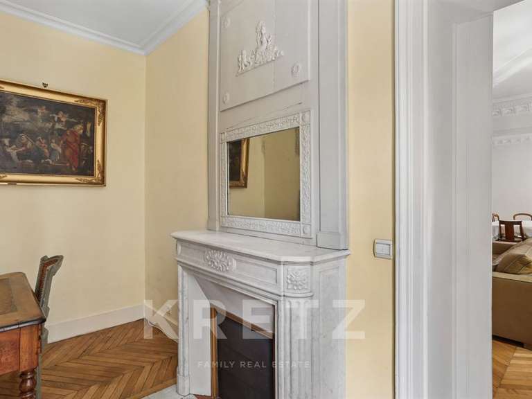 Appartement Paris 6e - 5 chambres - 172m²