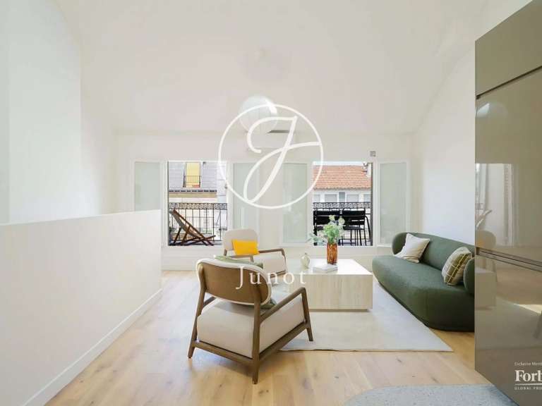 Appartement Paris 6e - 3 chambres - 104m²
