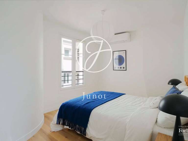 Appartement Paris 6e - 3 chambres - 104m²