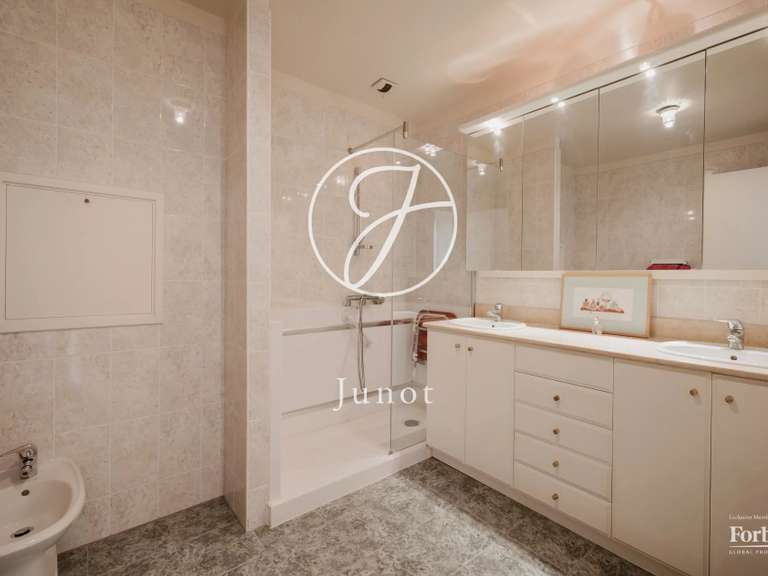 Appartement Paris 6e - 4 chambres - 208m²