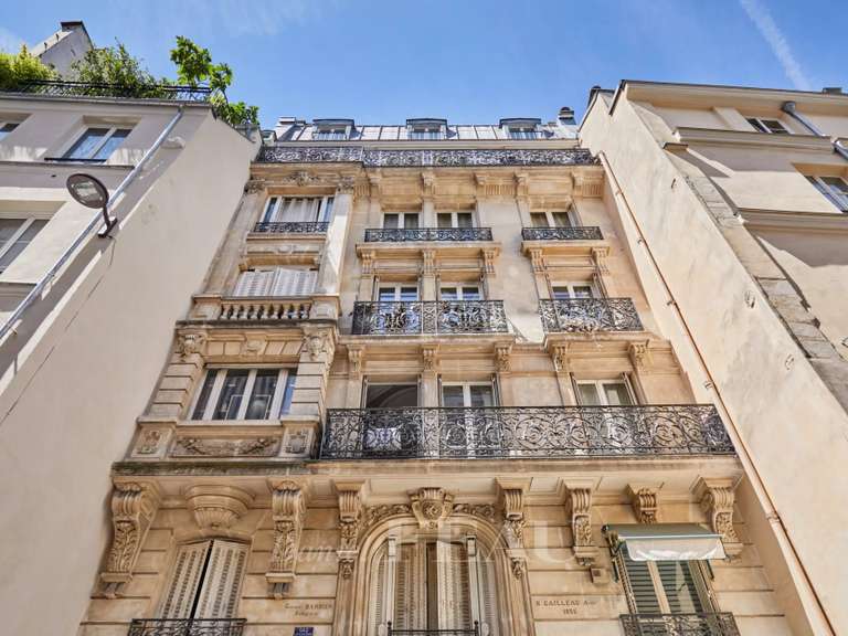 Appartement Paris 6e - 2 chambres - 74m²