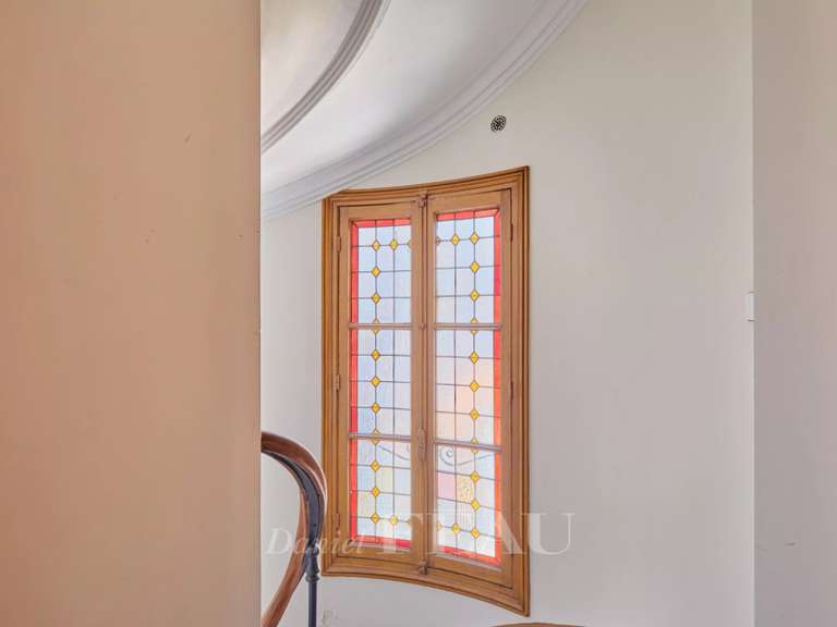 Appartement Paris 6e - 2 chambres - 74m²