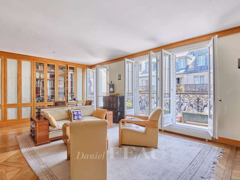Appartement Paris 6e - 2 chambres - 74m²