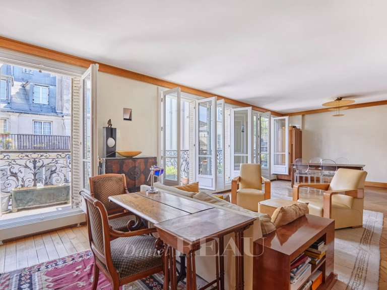 Appartement Paris 6e - 2 chambres - 74m²