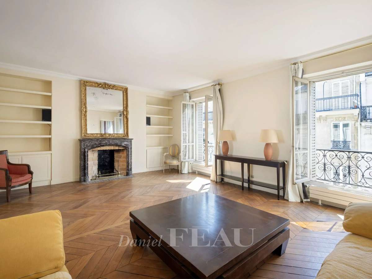 Apartment Paris 6e