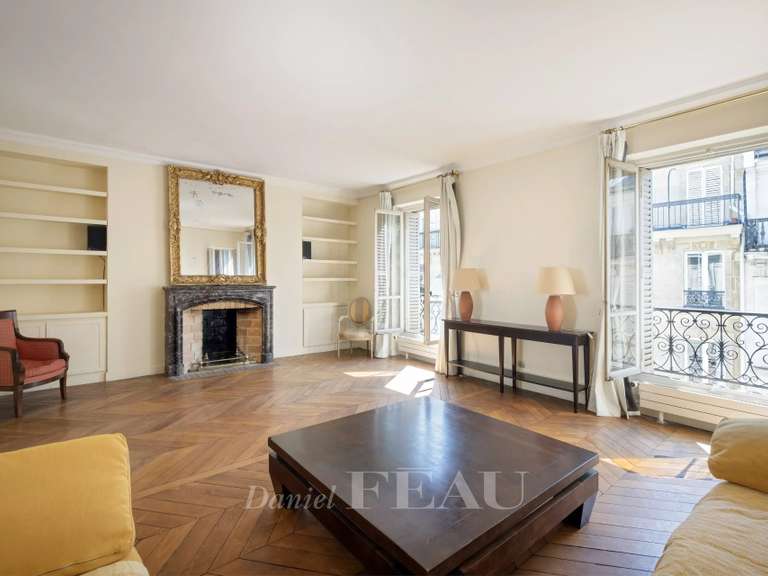 Appartement Paris 6e - 3 chambres - 142m²