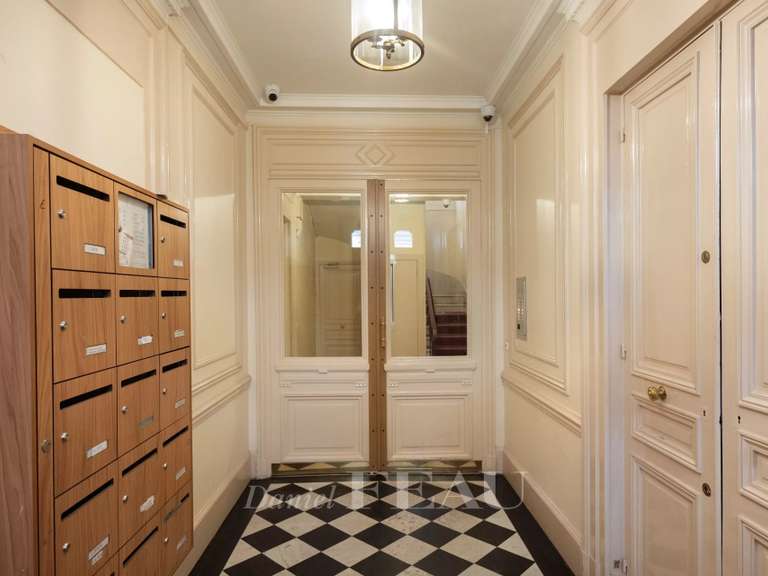 Appartement Paris 6e - 3 chambres - 142m²