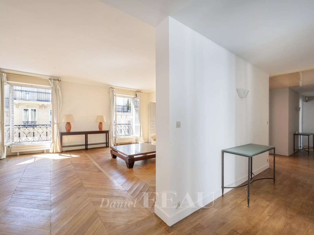 Apartment Paris 6e