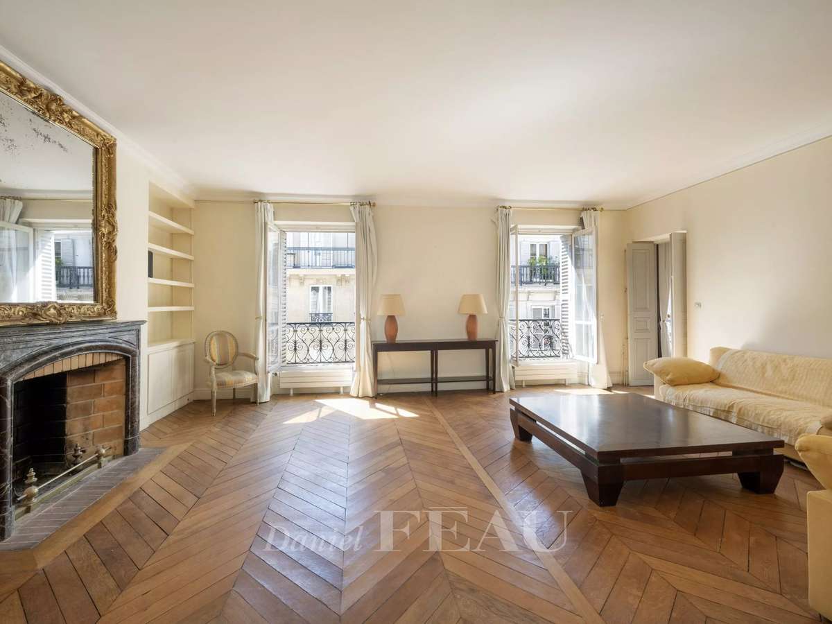 Apartment Paris 6e