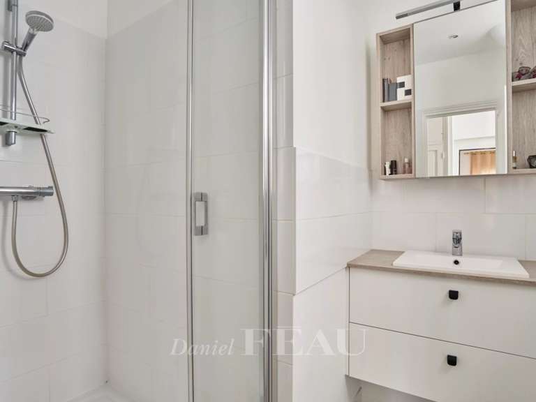 Appartement Paris 6e - 2 chambres - 65m²
