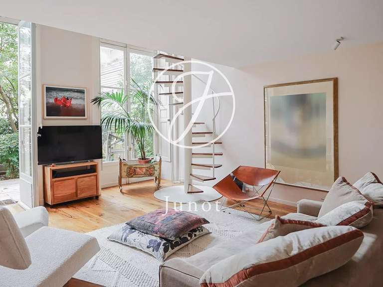 Appartement Paris 6e - 2 chambres - 97m²