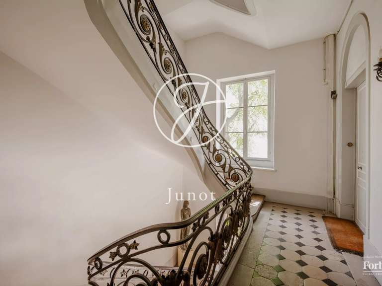 Appartement Paris 6e - 2 chambres - 122m²