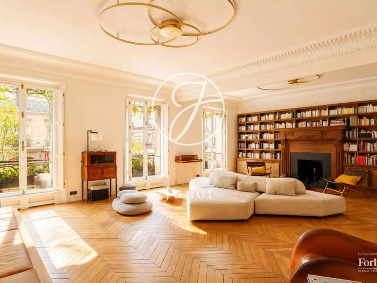 Appartement Paris 6e - 3 chambres - 189m²