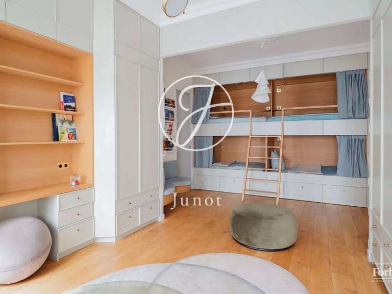 Appartement Paris 6e - 3 chambres - 189m²