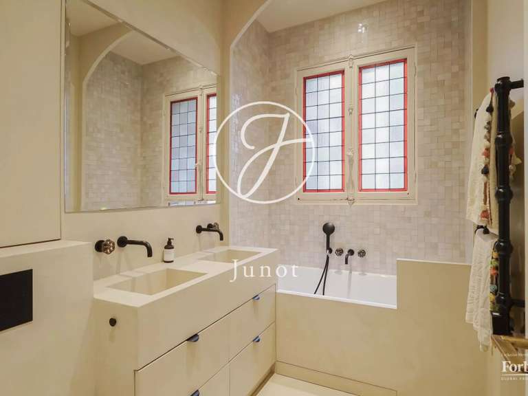 Appartement Paris 6e - 3 chambres - 189m²
