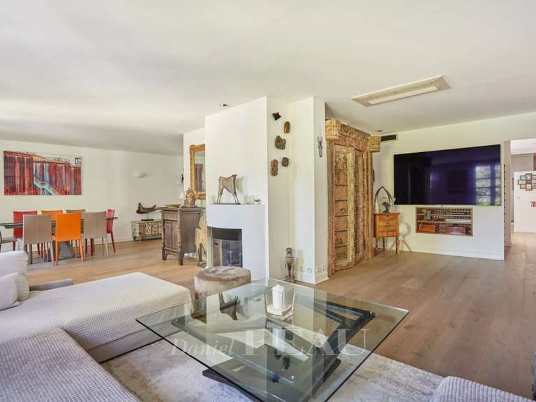 Appartement Paris 6e - 4 chambres - 254m²