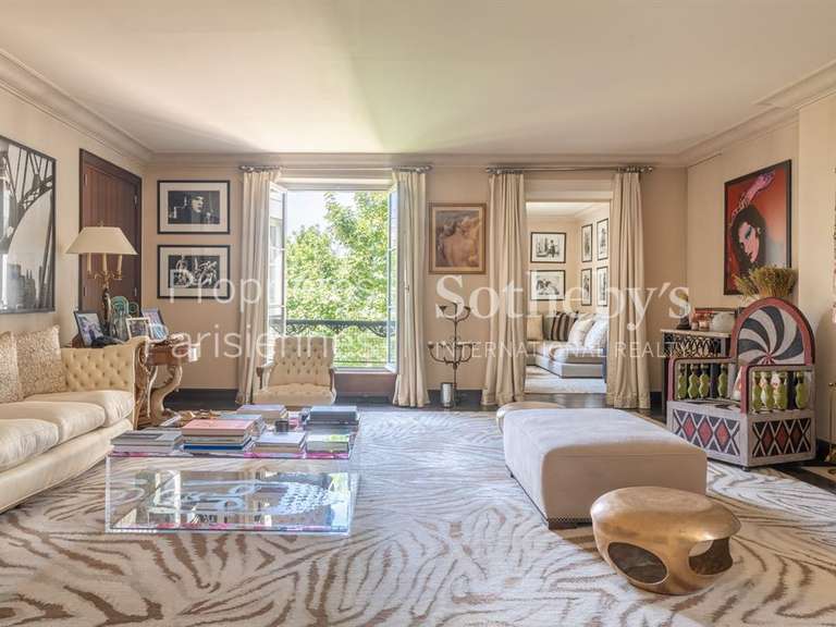 Appartement Paris 6e - 3 chambres - 230m²