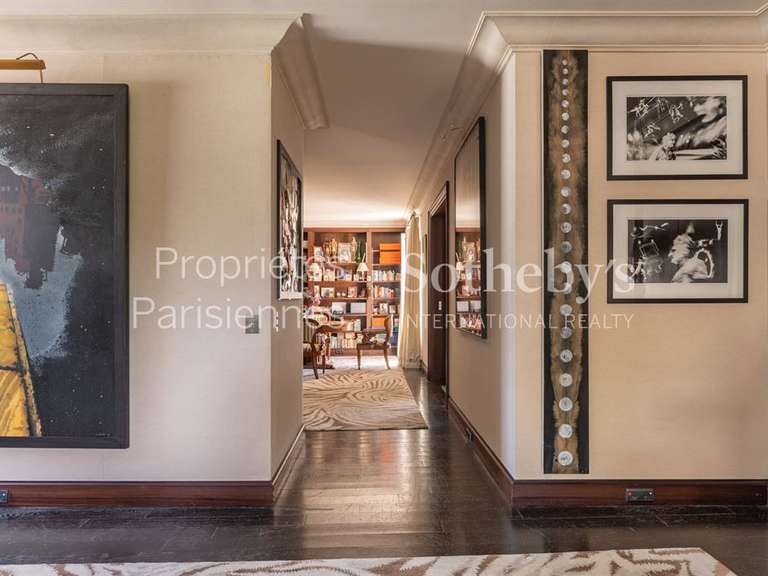 Appartement Paris 6e - 3 chambres - 230m²
