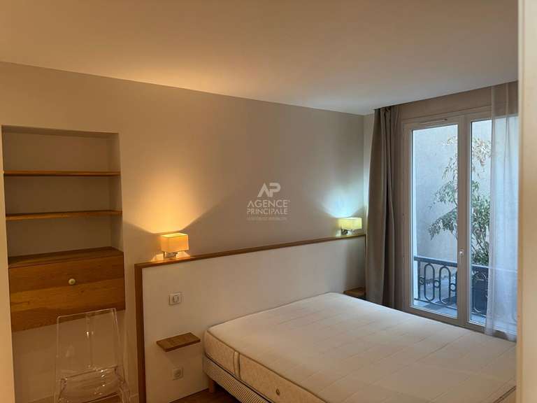 Appartement Paris 6e - 2 chambres - 76m²