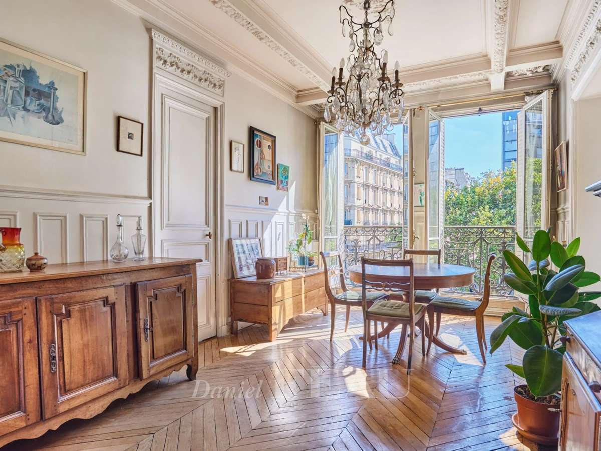 Apartment Paris 6e