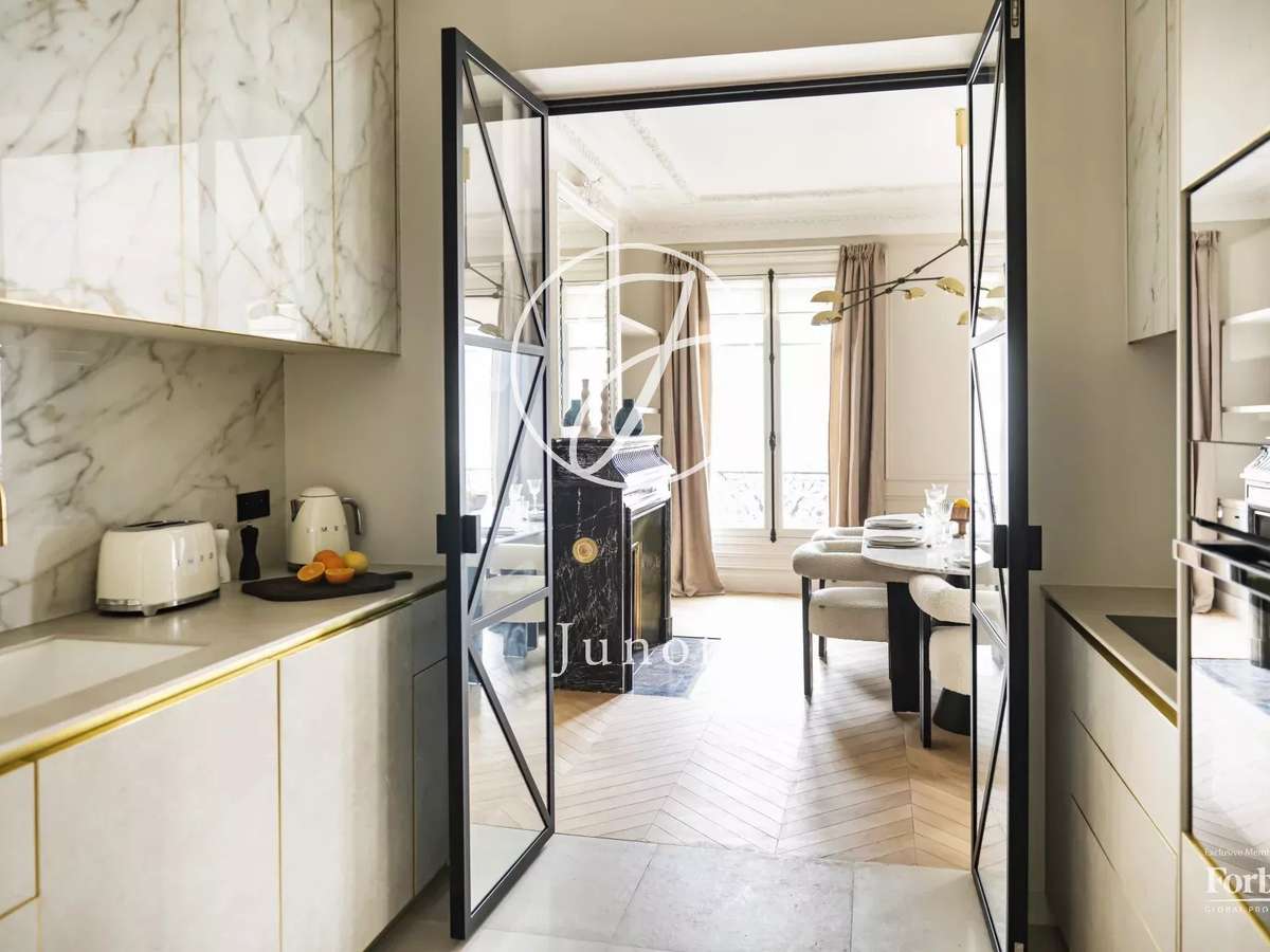 Apartment Paris 6e