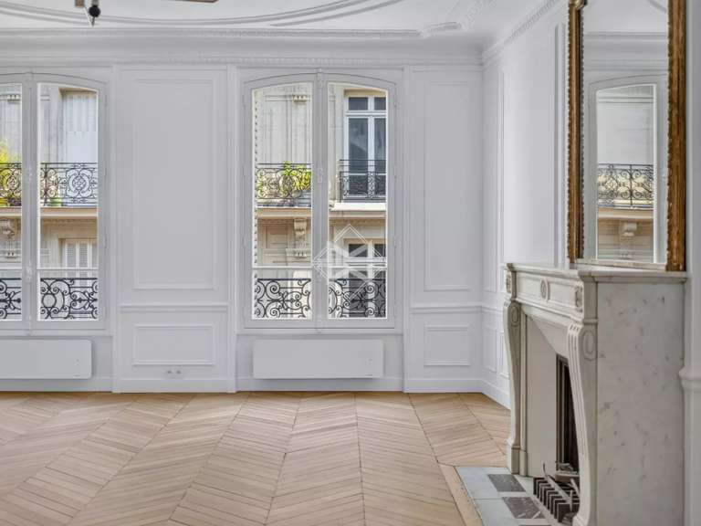 Appartement Paris 6e - 4 chambres - 157m²