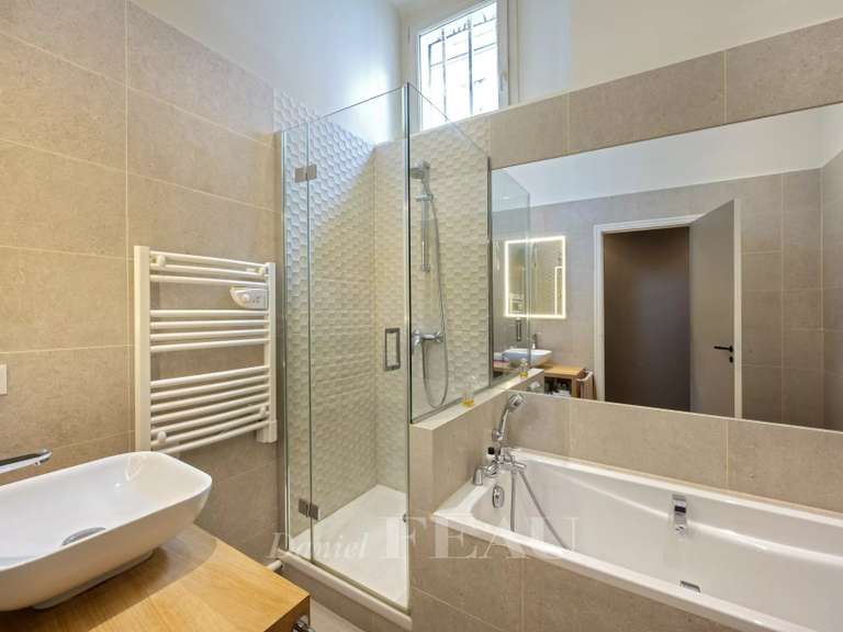 Appartement Paris 6e - 3 chambres - 149m²