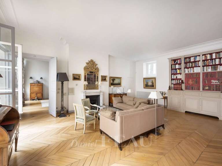 Appartement Paris 6e - 3 chambres - 149m²