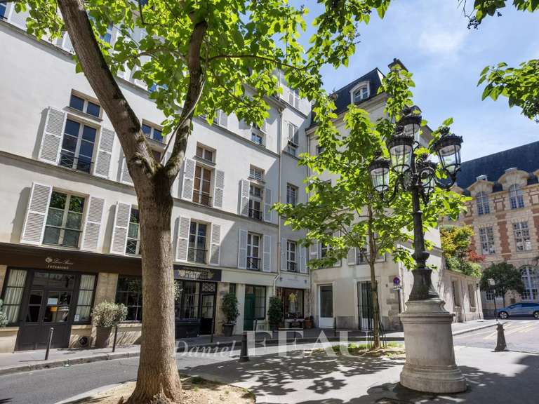Appartement Paris 6e - 4 chambres - 157m²