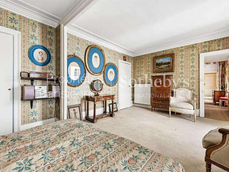 Appartement Paris 6e - 2 chambres - 87m²
