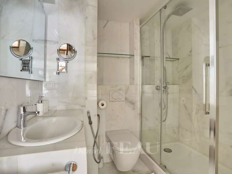 Appartement Paris 6e - 2 chambres - 116m²