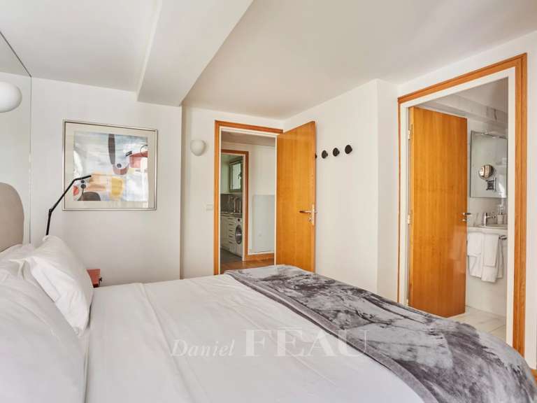 Appartement Paris 6e - 2 chambres - 116m²